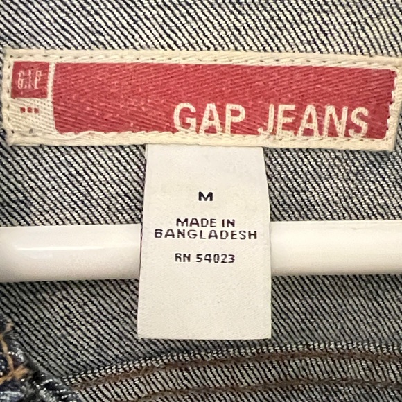 GAP Women's Dark Denim Jacket - Picture 3 of 4